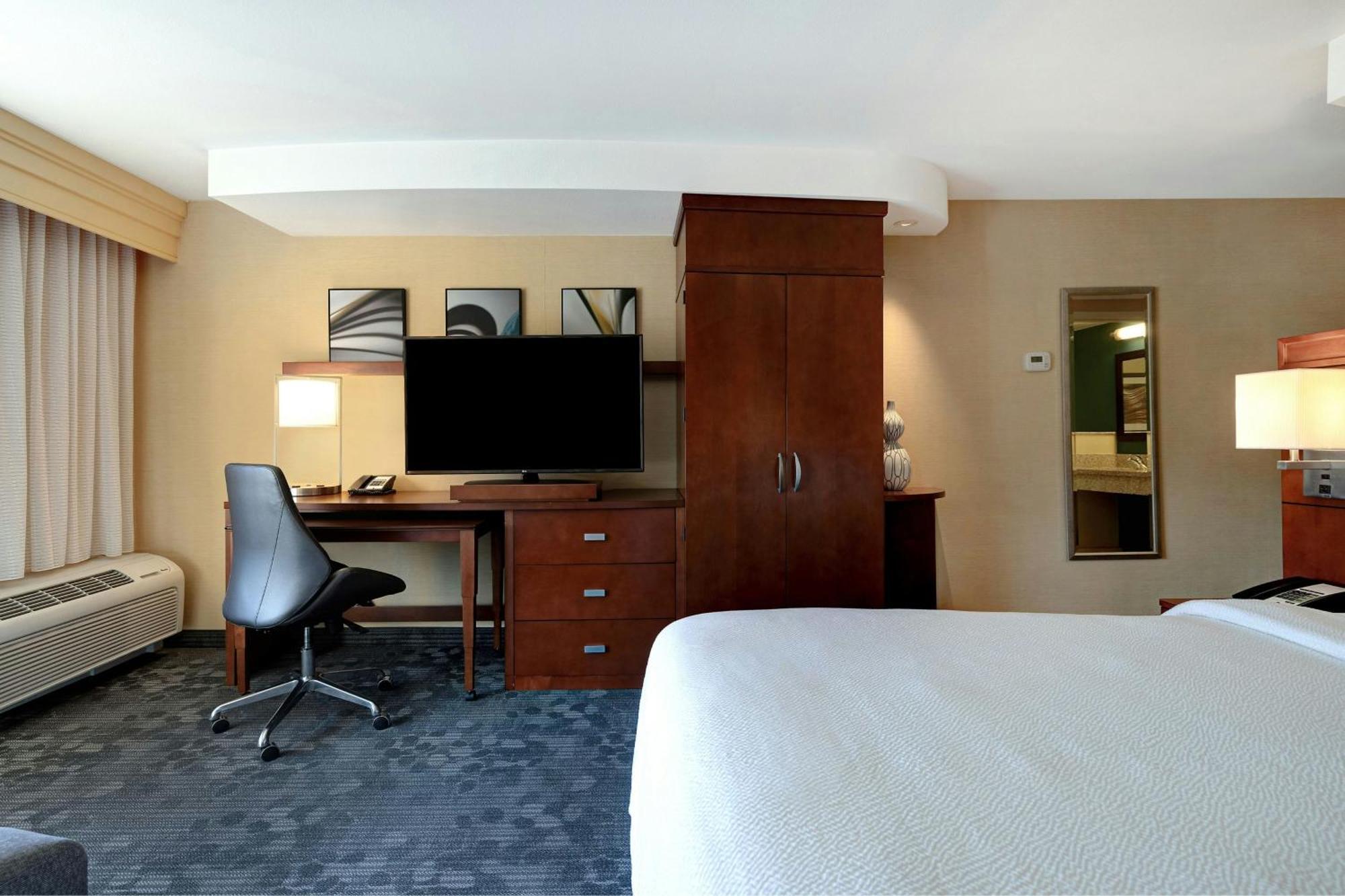 Courtyard By Marriott Glenwood Springs Hotel Exterior photo