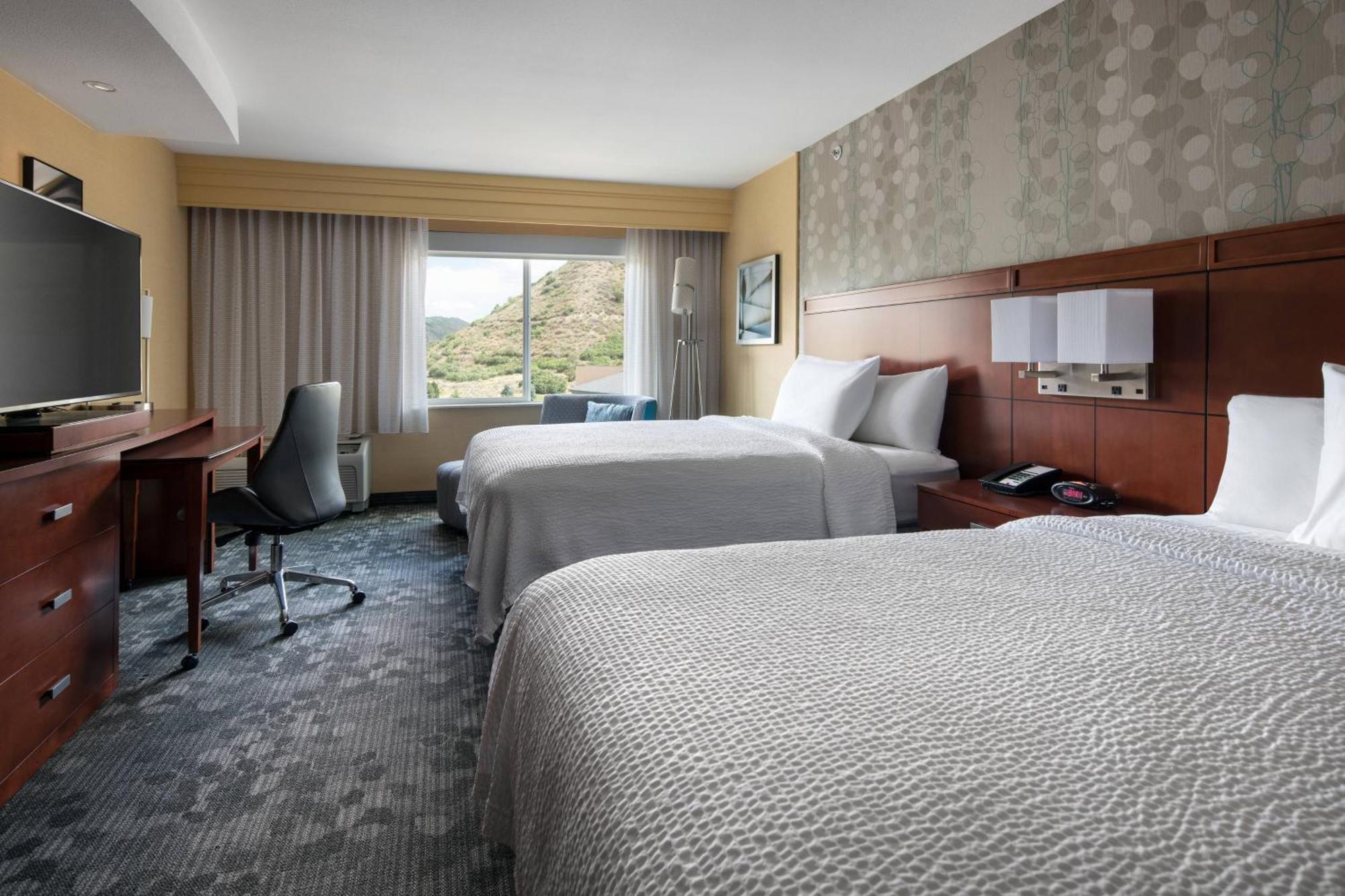 Courtyard By Marriott Glenwood Springs Hotel Exterior photo