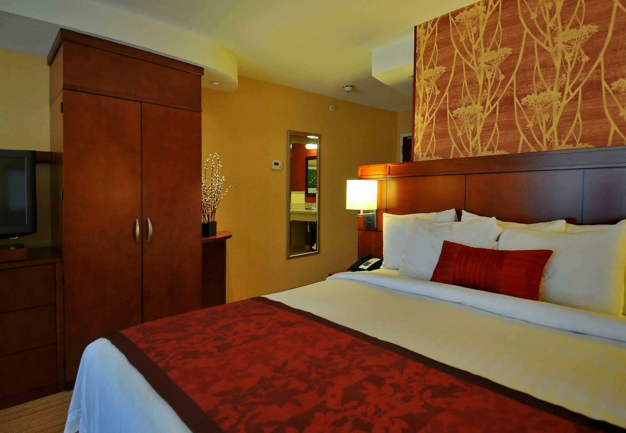 Courtyard By Marriott Glenwood Springs Hotel Exterior photo